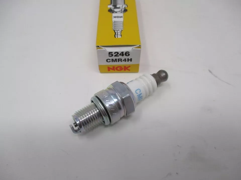 Genuine NGK 5246 CMR4H Solid Spark Plug - Image 2