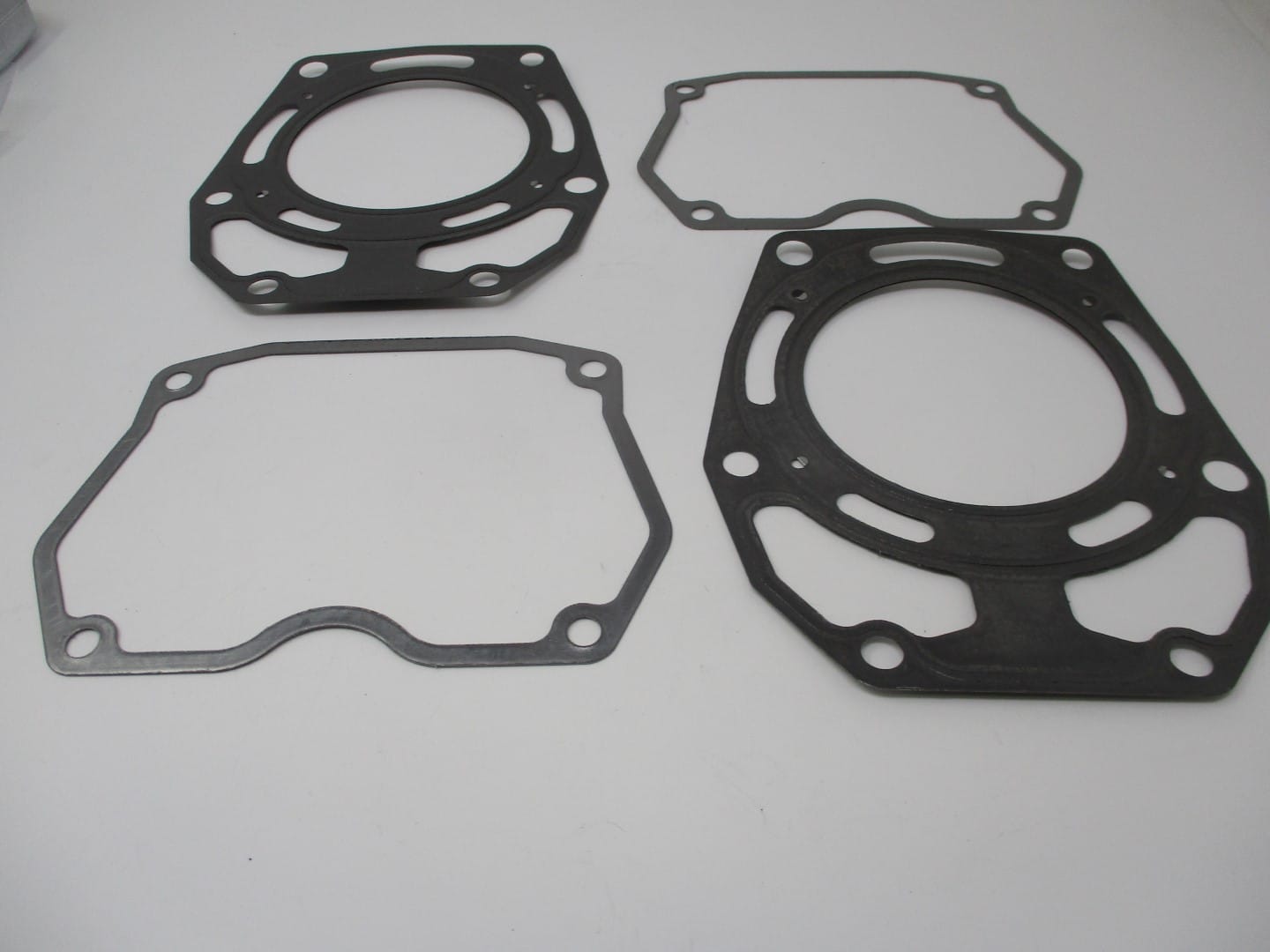 2 Genuine Kawasaki 11004-2142 Head & Rocker 11060-2470 Cover Gasket - Image 4