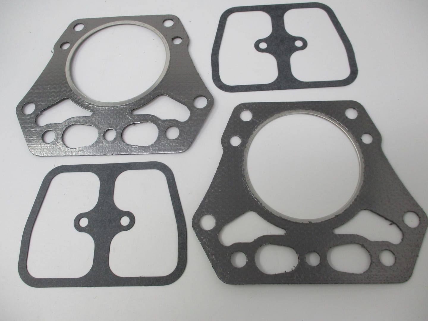2 sets Genuine Kawasaki 11004-7016 Head & Rocker 11060-7001 Cover Gasket
