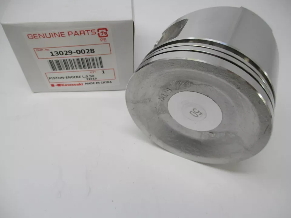 Genuine Kawasaki 13029-0028 13029-2131 Piston OS Oversize FD620D FD661D - Image 2