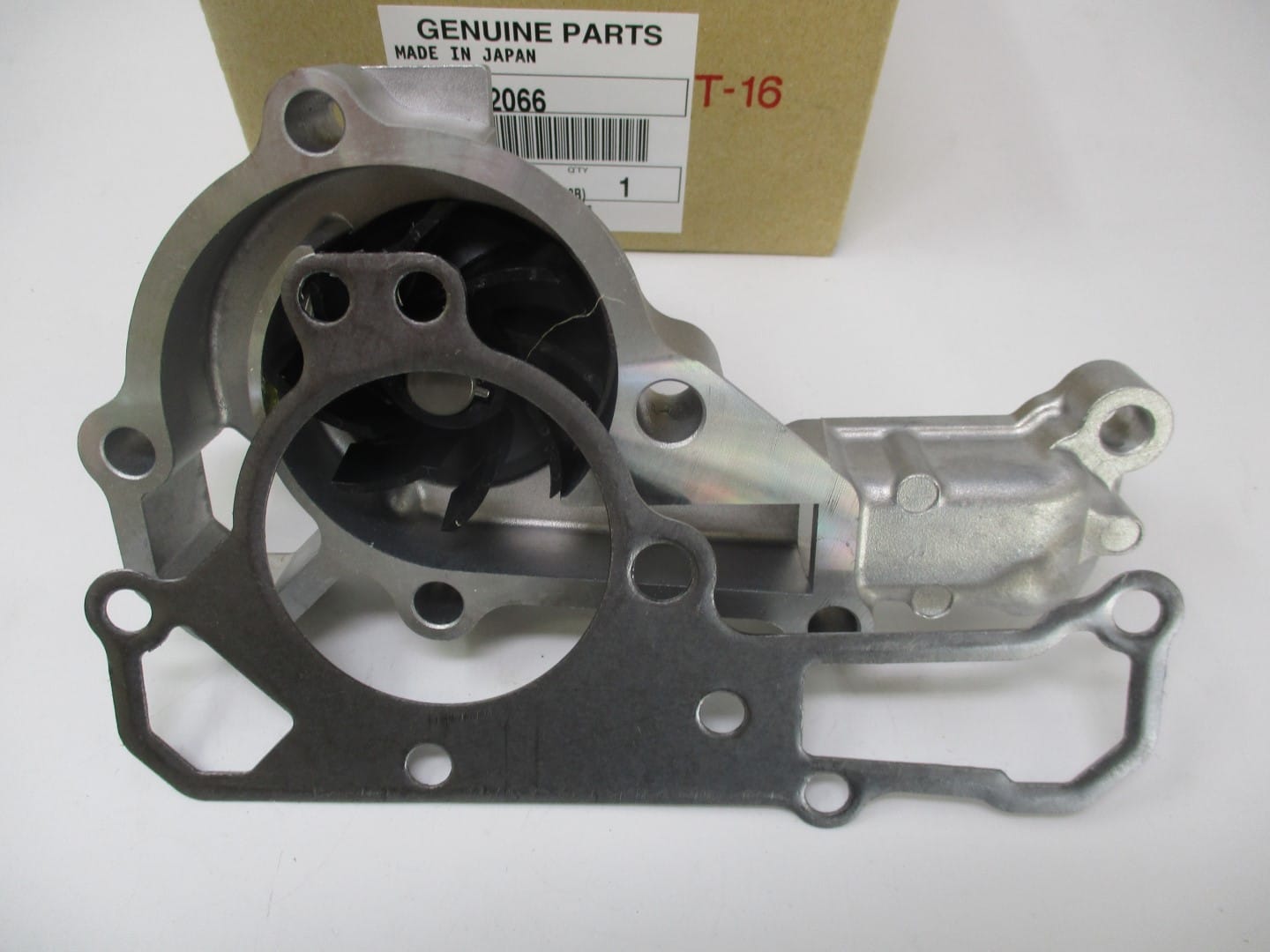 Genuine Kawasaki 49044-2066 Water Pump & 11060-2450 Gasket FD590V FD611V FD620D - Image 3