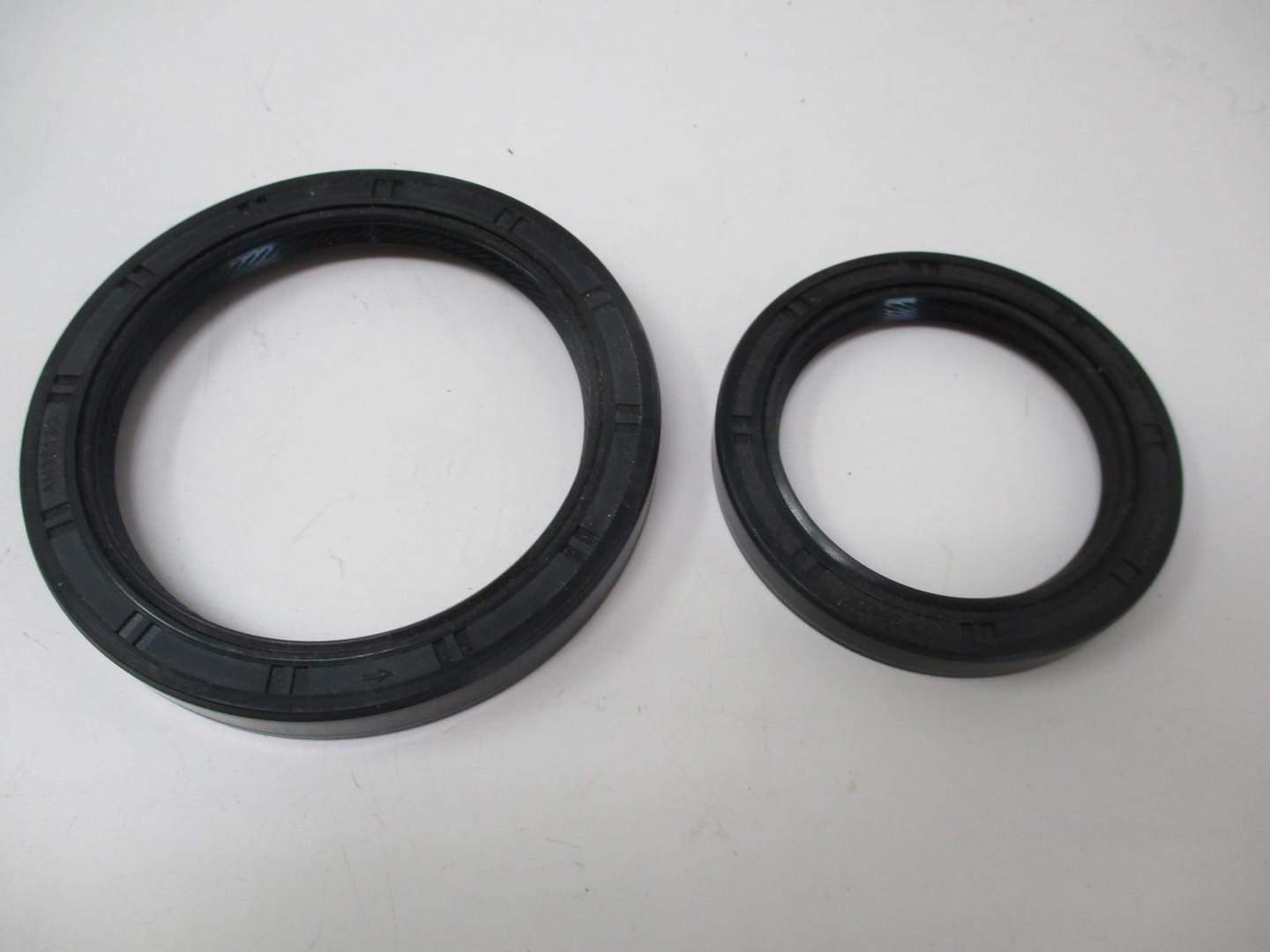 For Briggs & Stratton 821328 & 821326 Oil Seal Crankshaft Toro Daihatsu - Image 3