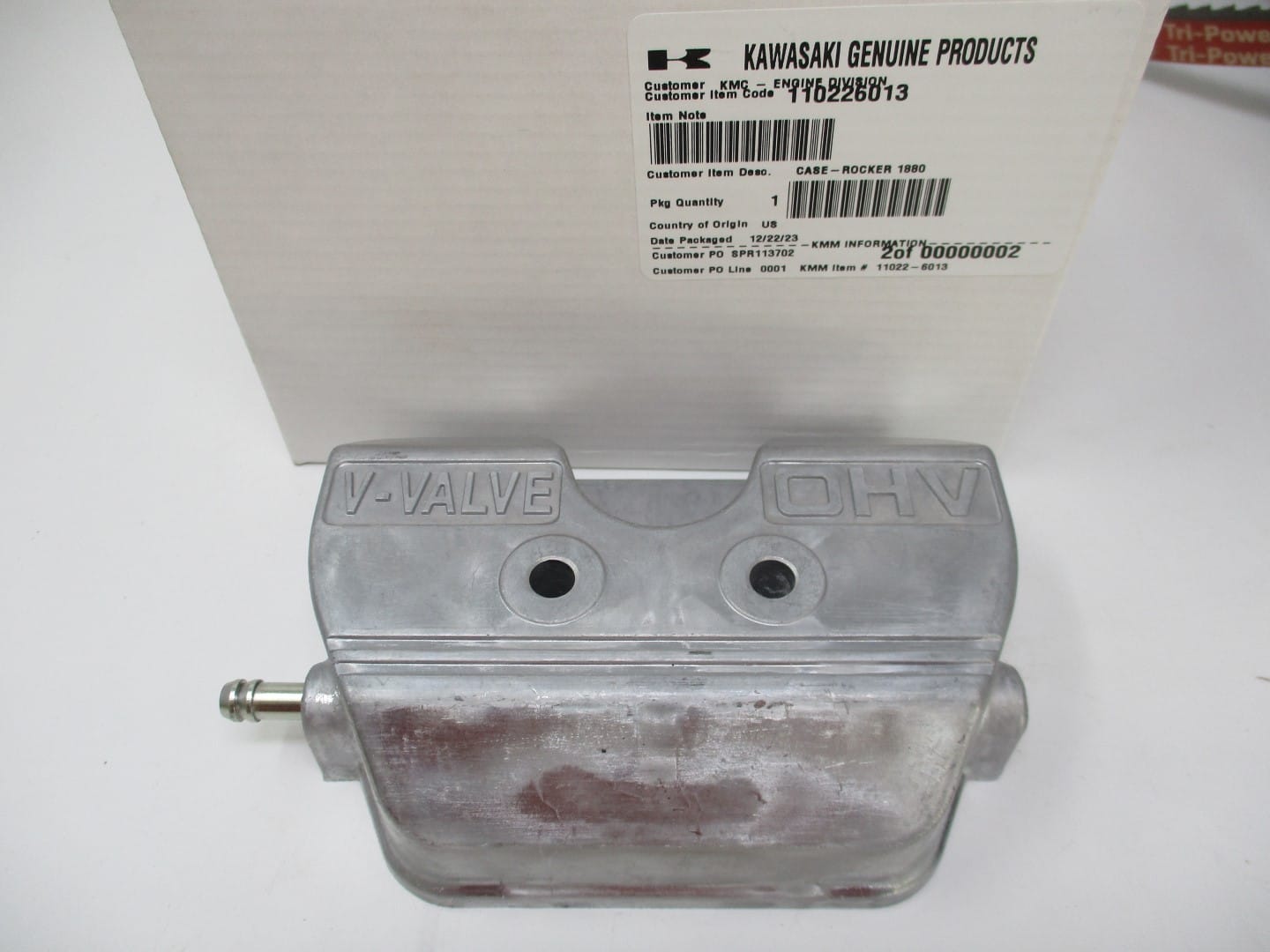 Genuine Kawasaki 11022-6013 Rocker Case Cover #1 - Image 3