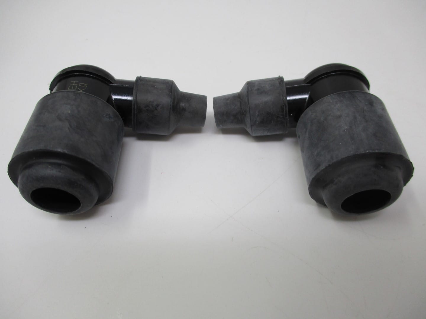 2 Genuine Kawasaki 21130-2060 Spark Plug Cap FB460V  FC150V  FC290V FC420V - Image 2