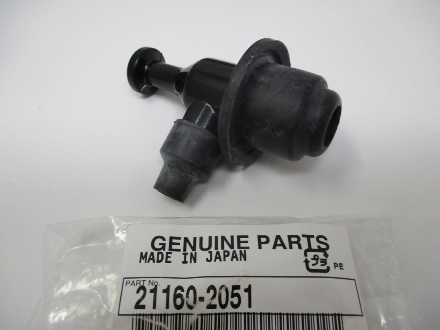 Genuine Kawasaki 21160-2051 Ignition Spark Plug Coil Cap FE290D FE350 Club Car - Image 3