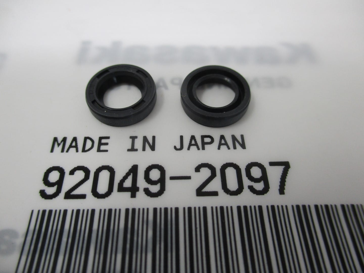 2 Genuine Kawasaki 92049-2097 Oil Seal FE290D FE350D FE400D FEFB460V FC290V - Image 3