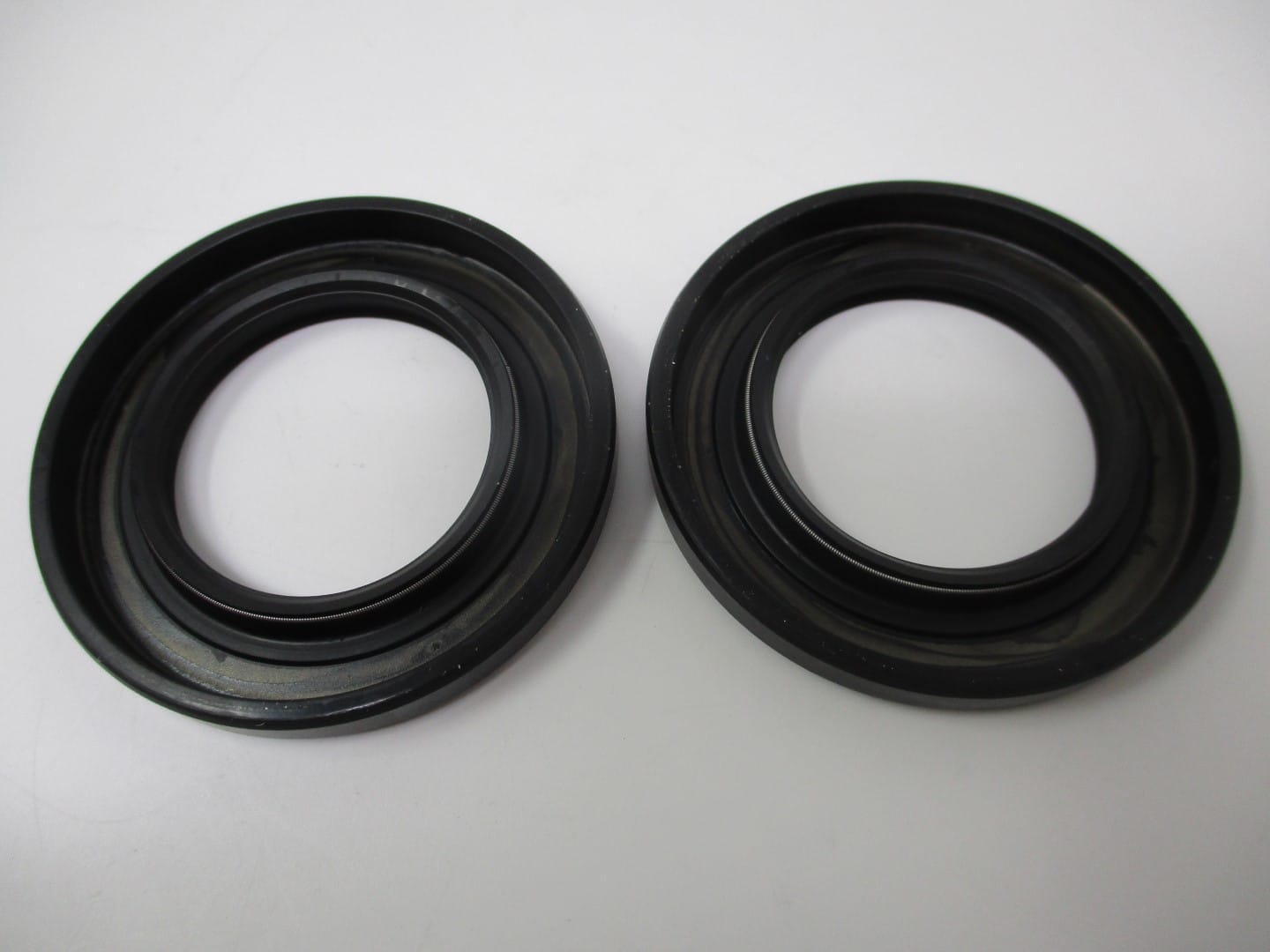 2 Genuine OEM Kawasaki 92049-2220 Crankcase Oil Seals 92049-2103 FE250D FE290D - Image 3