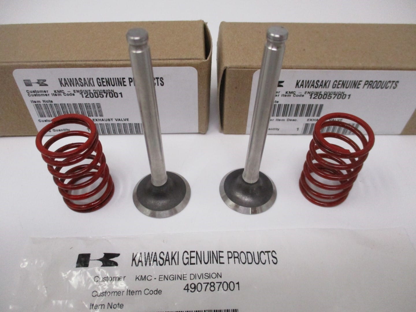 Genuine Kawasaki 12005-7001 Exhaust & 12004-7001 Intake Valves plus 2 49078-7001 Springs FH451V FH500V - Image 3
