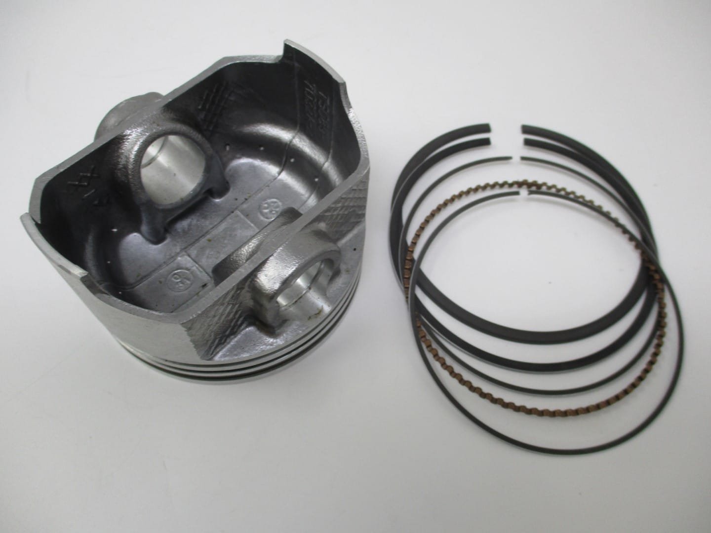 Genuine Kawasaki 13029-0044 Piston & Rings 13025-0019 Oversize 0.5 OS FXT00V