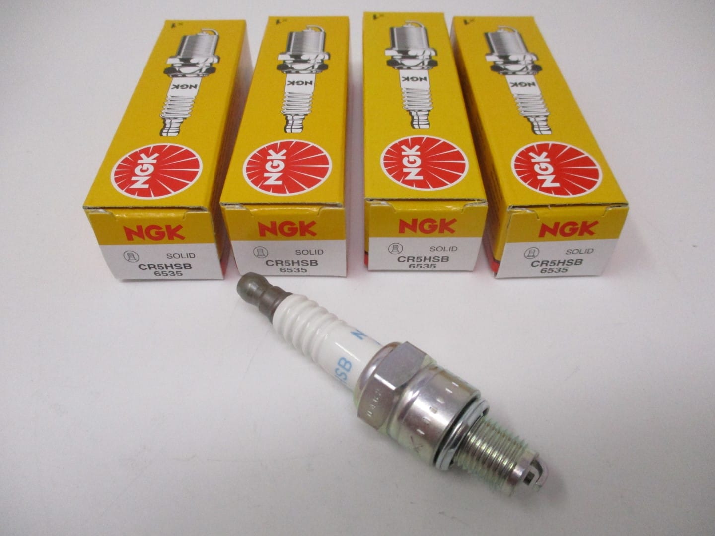 4 Genuine NGK 6535 CR5HSB Spark Plug Standard Plug Generator Copper Core