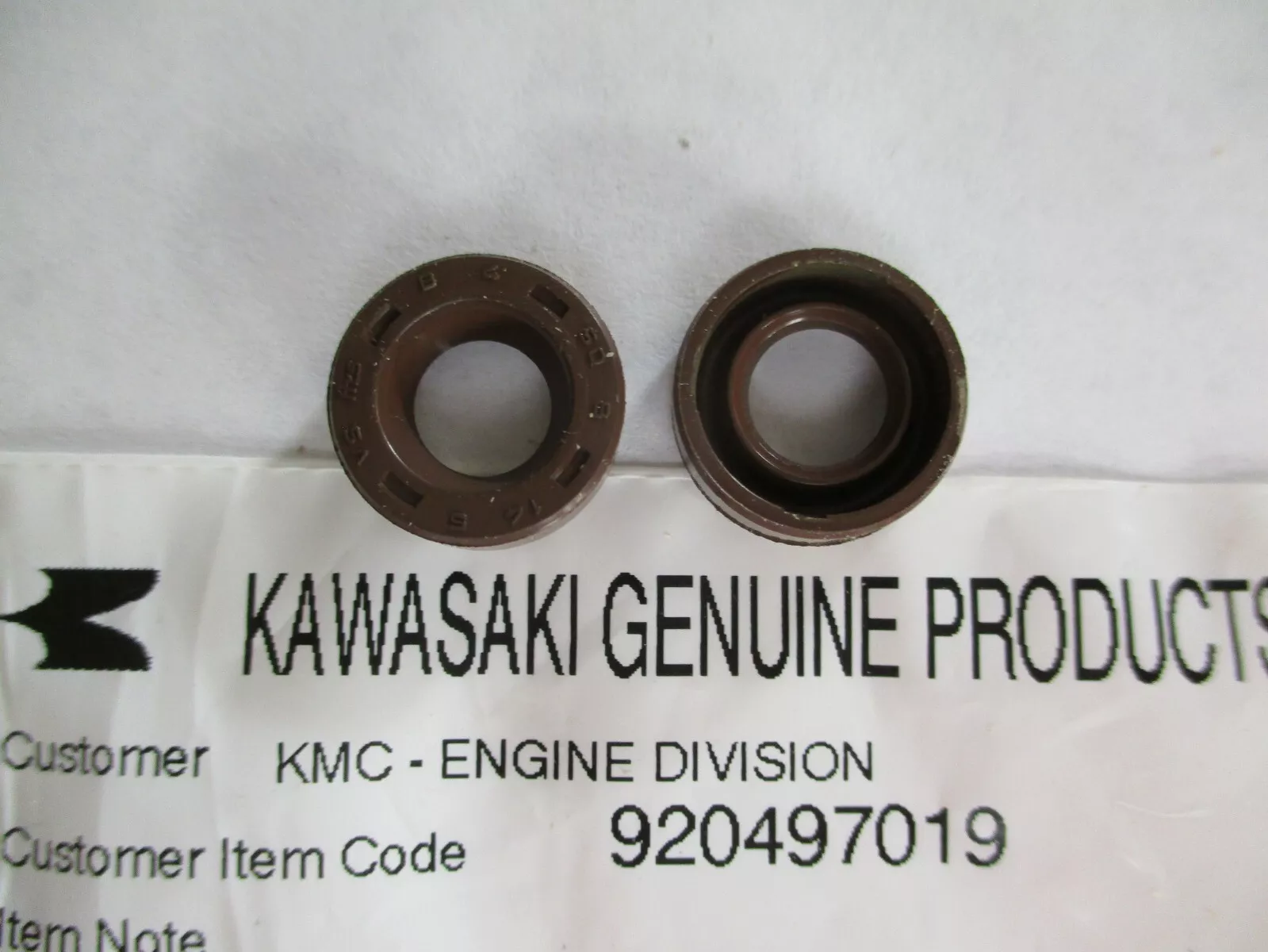 2 Genuine Kawasaki 92049-7019 Oil Seals FH381V FH430V FH541V FH580V - Image 4
