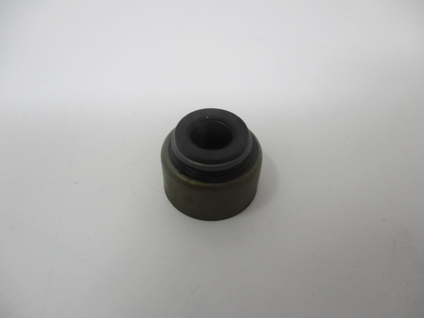 Genuine Kawasaki 92049-2272 Valve Oil Seal for FJ180V Toro TimeMaster 30"