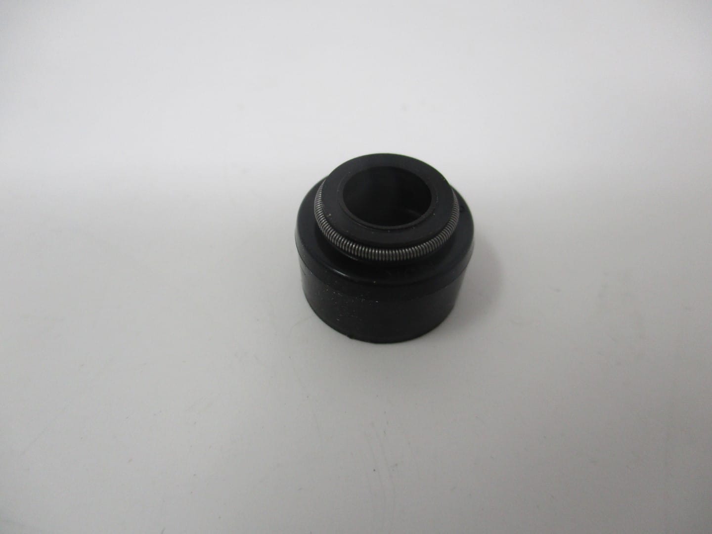 Genuine Kawasaki 92049-2275 Valve Oil Seal for FC400V FC401V FC420V FC540V