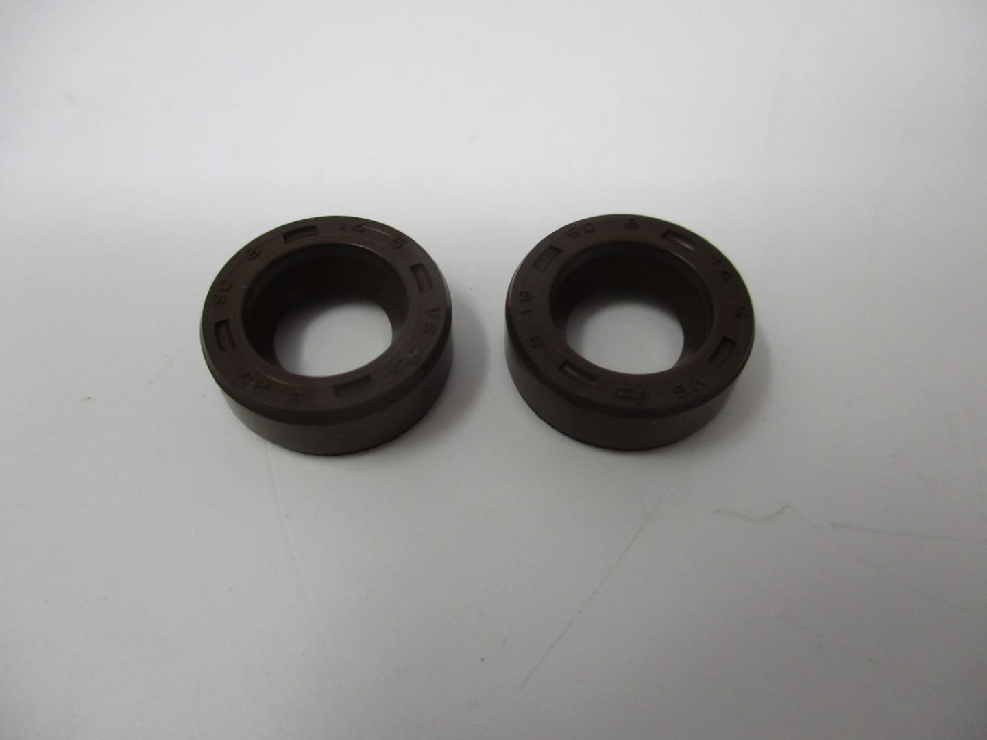 2 Genuine Kawasaki 92049-7019 Oil Seals FH381V FH430V FH541V FH580V