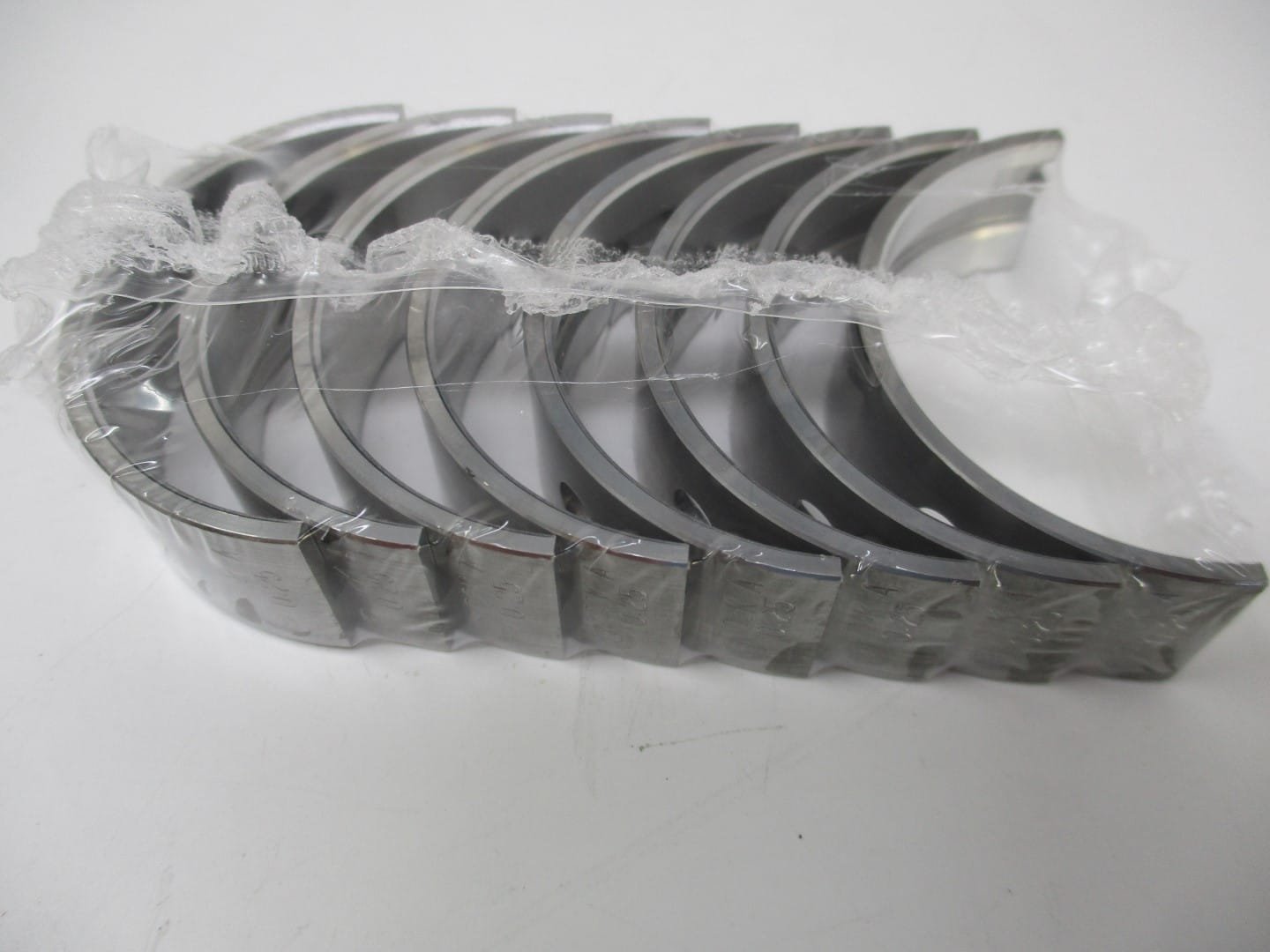 Genuine Briggs & Stratton 825039 Crankshaft Main Bearings OS Oversize Daihatsu