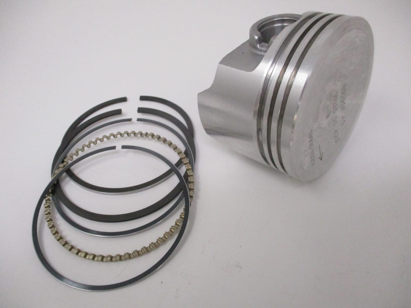 Genuine Kawasaki 13008-7001 13001-7022 Piston & Rings FH381V FH430 FJ180V