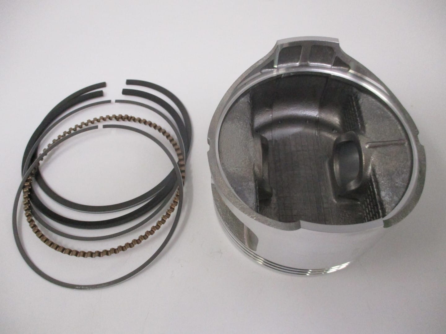 Genuine Kawasaki 13029-2136, 13025-2101 Piston & Rings FE400D Oversize 0.50 - Image 3