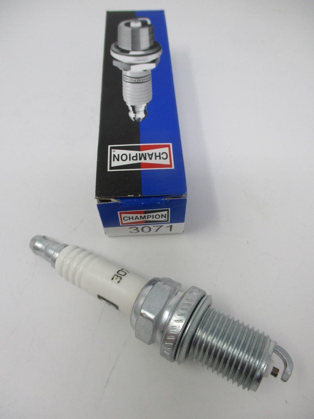 Genuine Champion 3071 RC12PYC Platinum Spark Plug Lawn Mowers