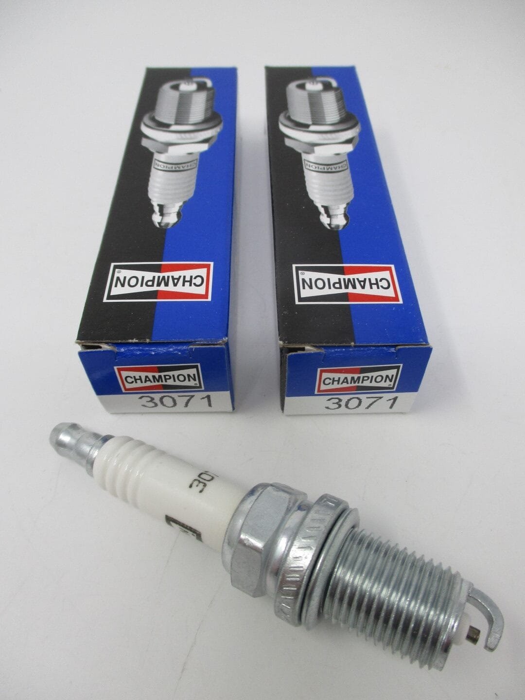 2 Genuine Champion 3071 RC12PYC Platinum Spark Plugs Lawnmower