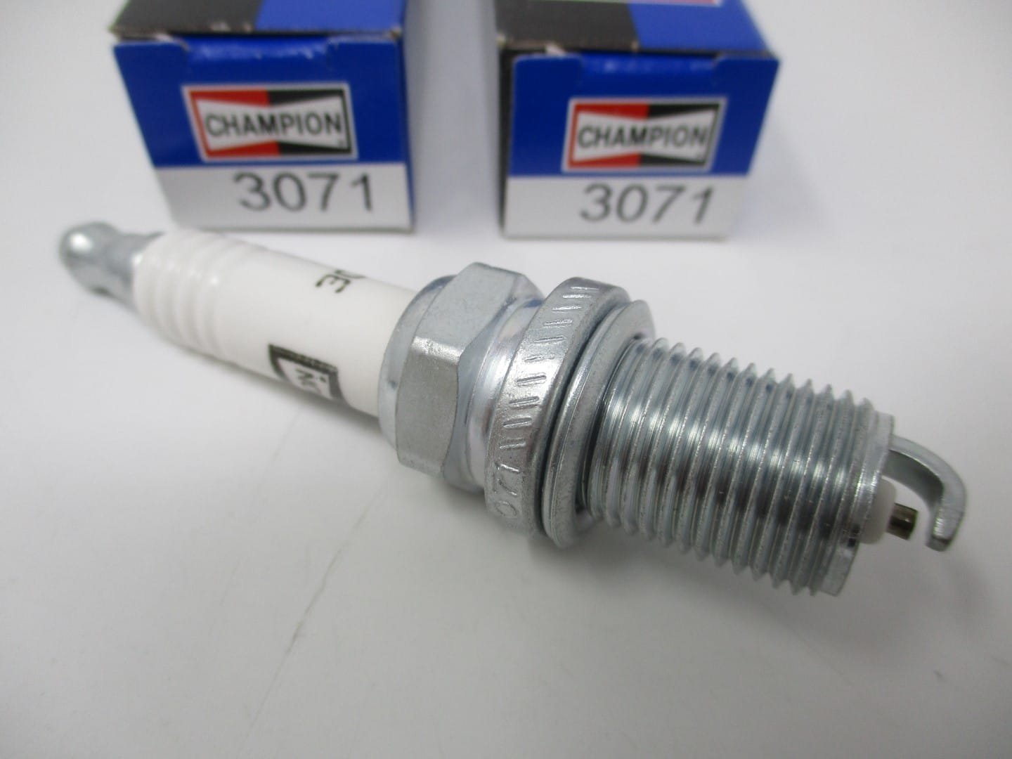 2 Genuine Champion 3071 RC12PYC Platinum Spark Plugs  Lawnmower - Image 3