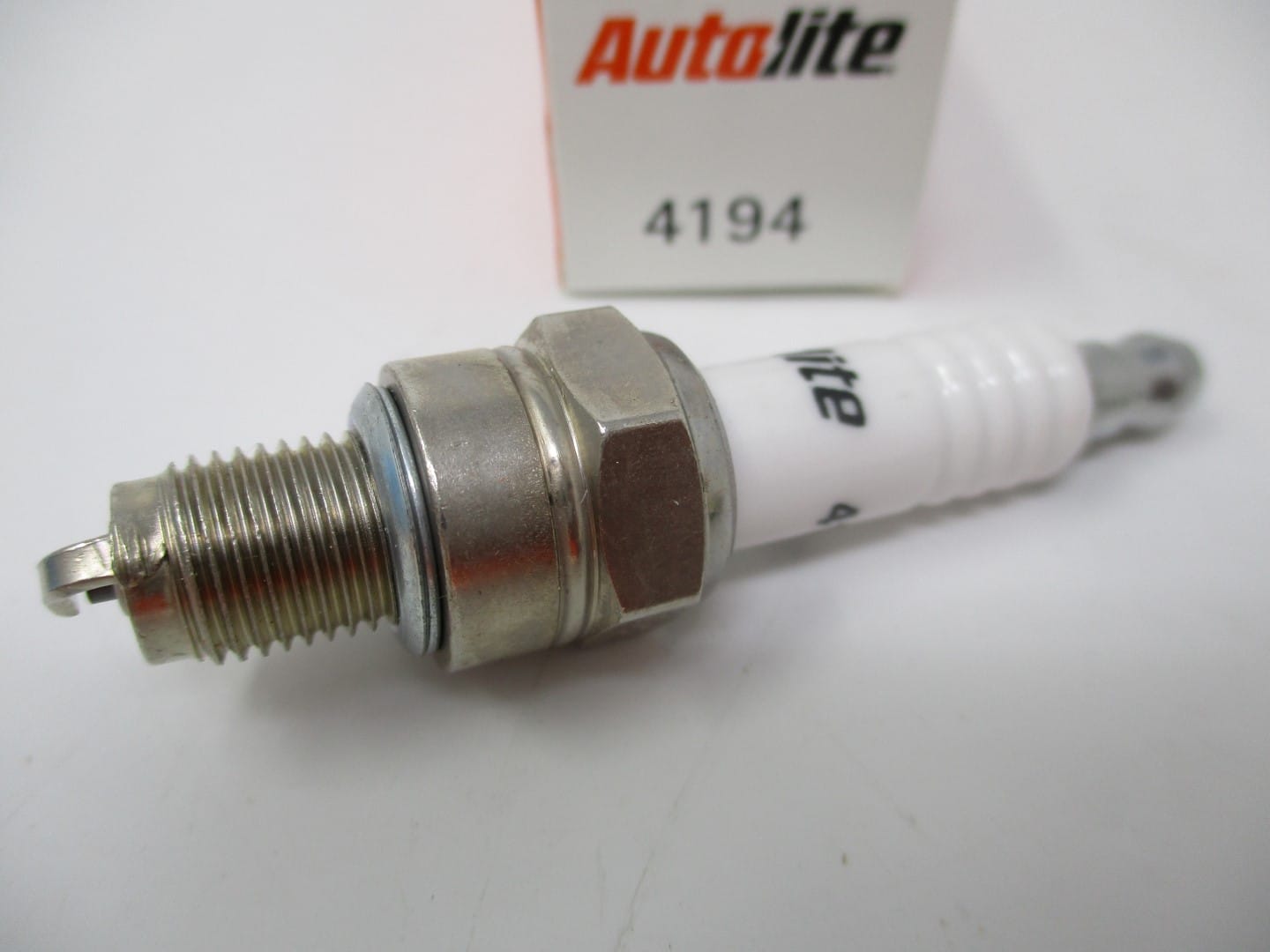 AutoLite 4194 Spark Plug for NGK 6535 CR5HSB Champion 808 Z9Y - Image 3