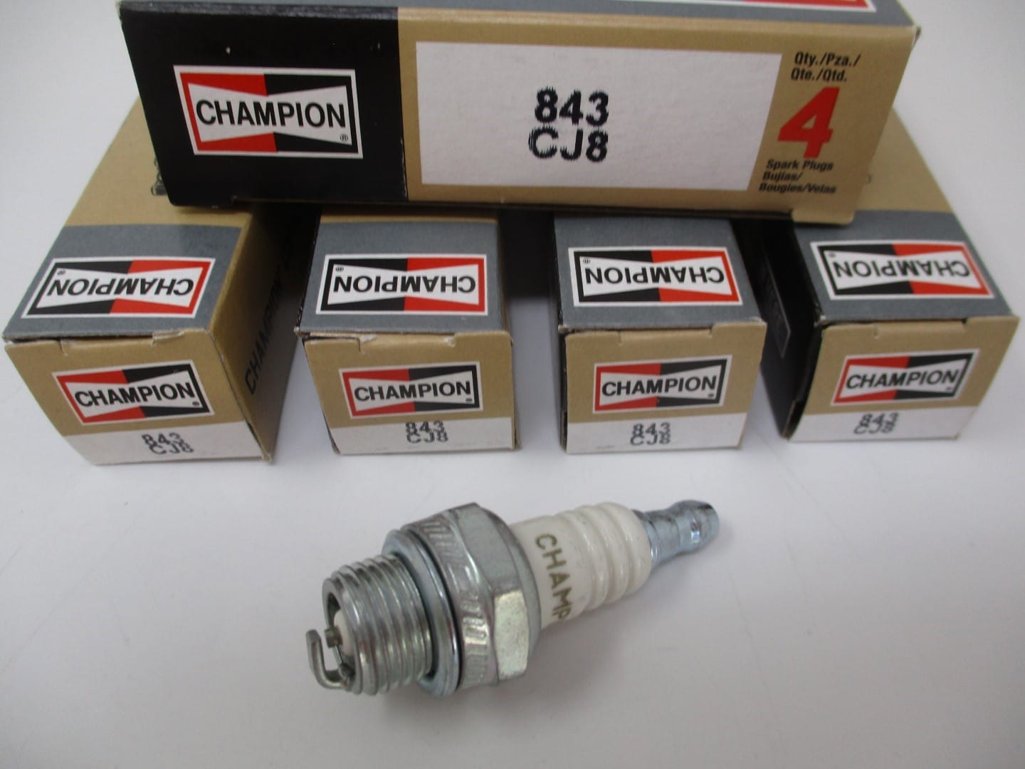 4 Genuine Champion 843 CJ8 Nickel Spark Plug Copper Plus Chainsaw Small Engines - Image 2