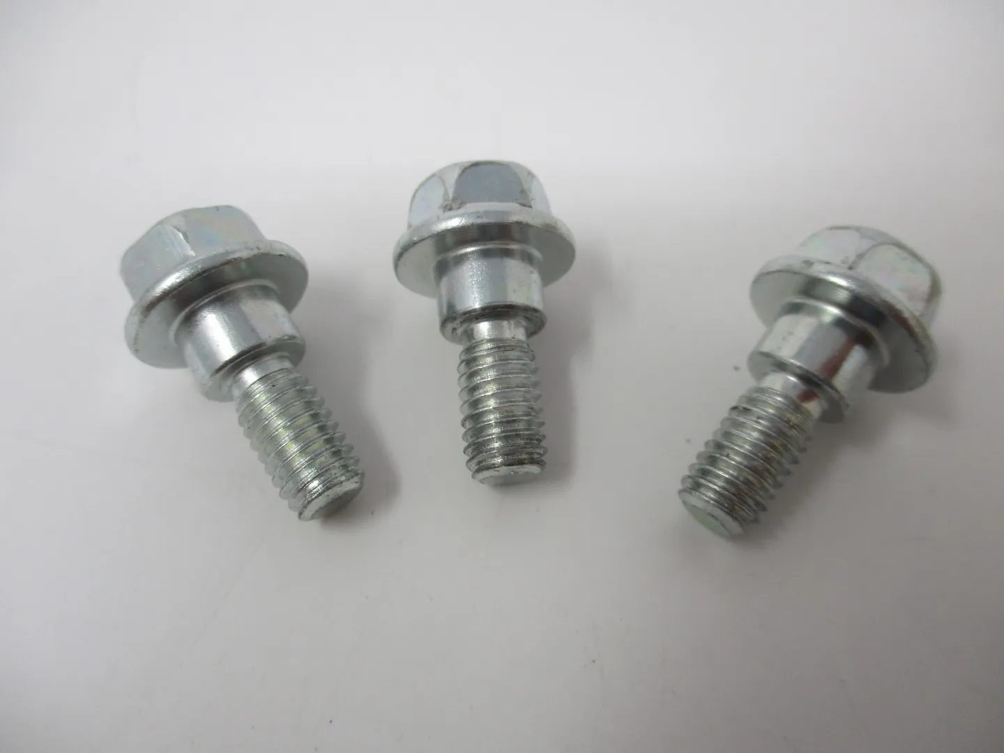 3 Genuine Kawasaki 92153-7007 Shroud Shoulder Bolt 6X16 92026-7001 Engine Cover