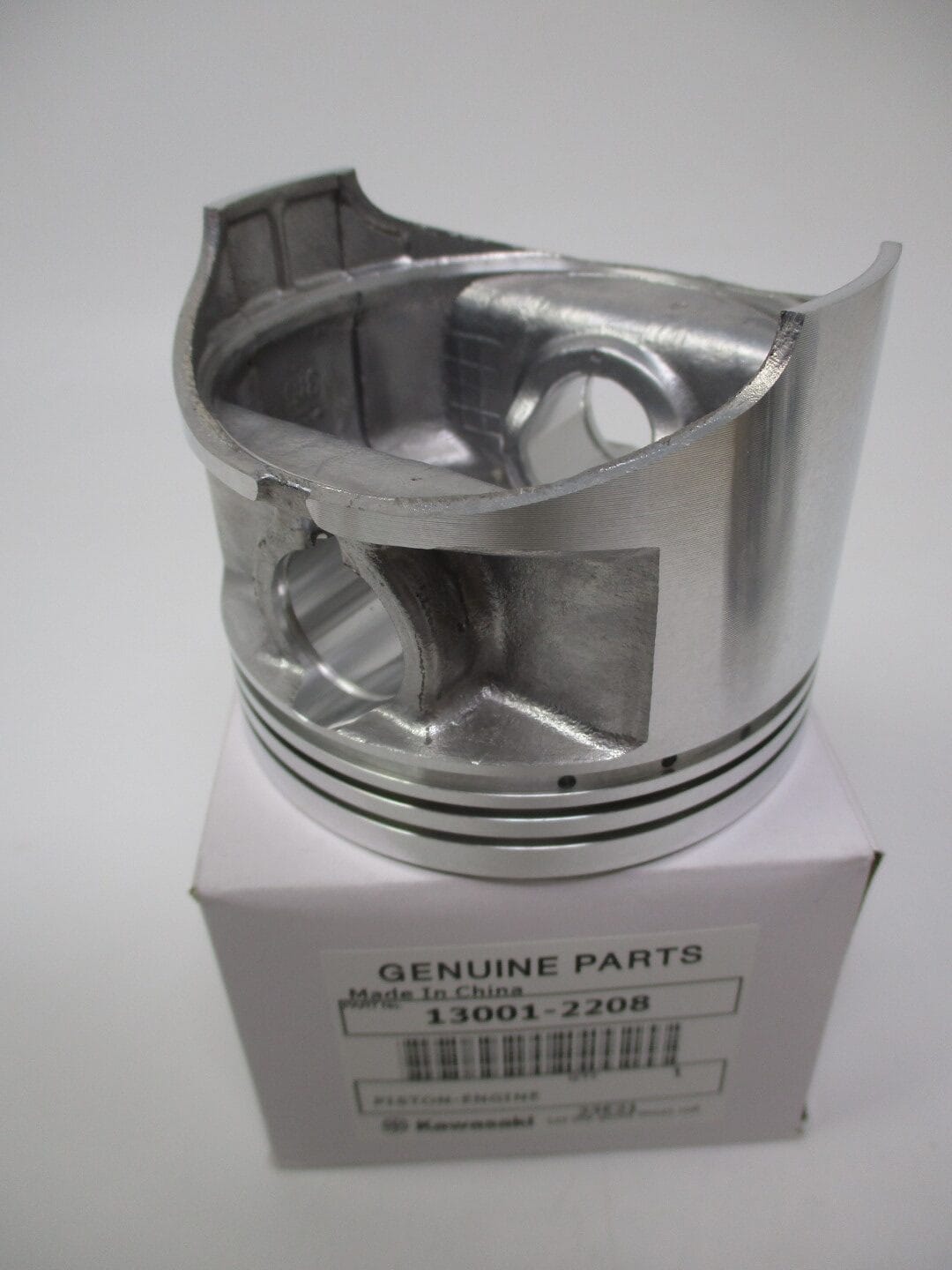 Genuine Kawasaki 13001-2208 Piston STD FE350D Standard 13001-2177 - Image 4