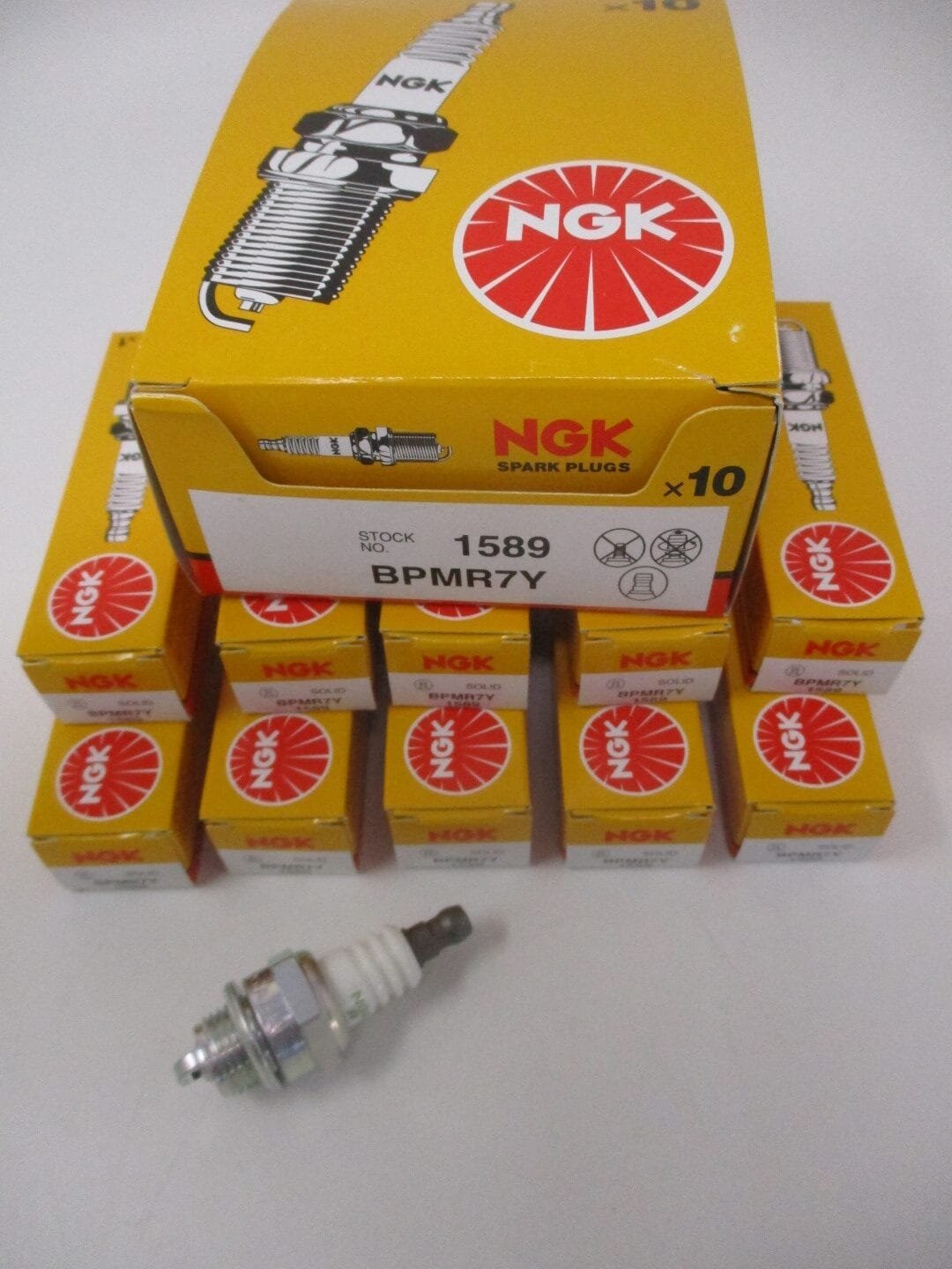 10 Genuine NGK 1589 BPMR7Y V-Power Plug Lawn Mower V-Power
