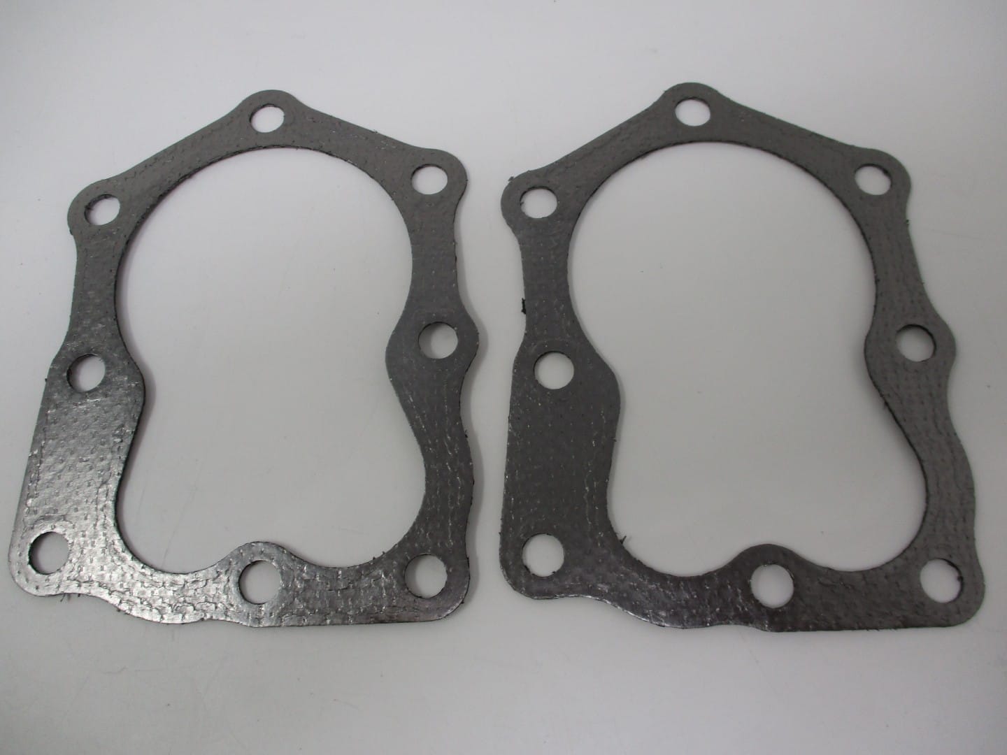 2 Genuine Briggs & Stratton 272200S Head Gasket Fits Most Quantum 129000 Engines