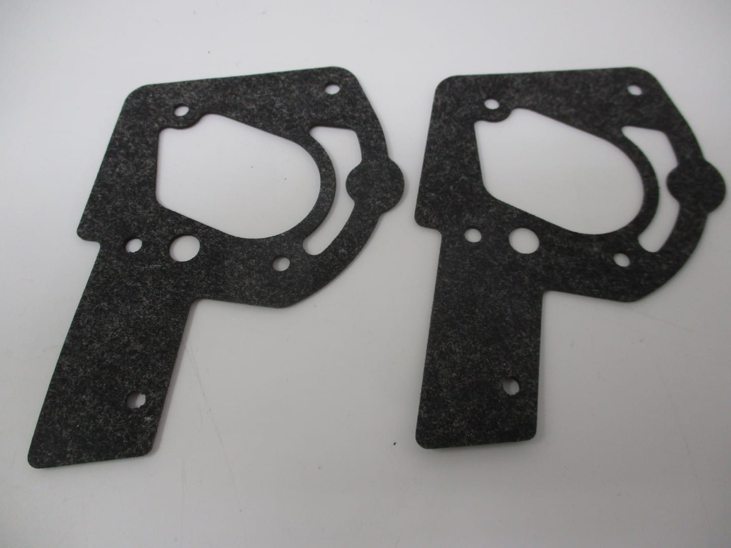 2 Genuine Briggs & Stratton 692241 272489 Gas Fuel Tank Gasket 4158 - Image 3