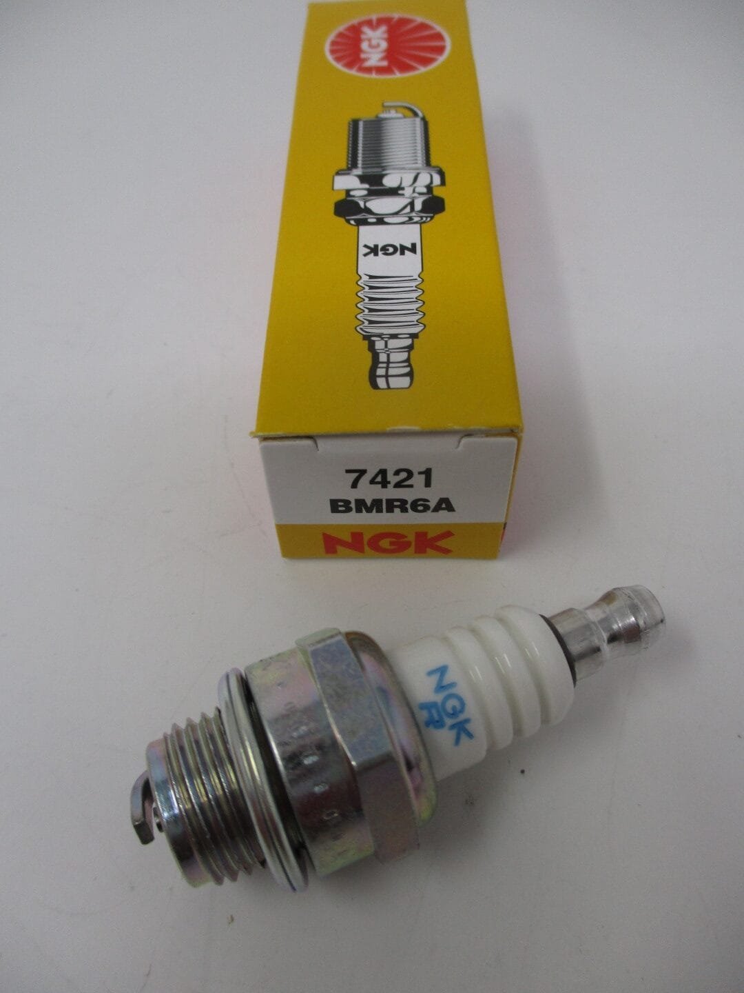 Genuine NGK 7421 BMR6A Spark Plug cross for 5921 BM6A Small Engine