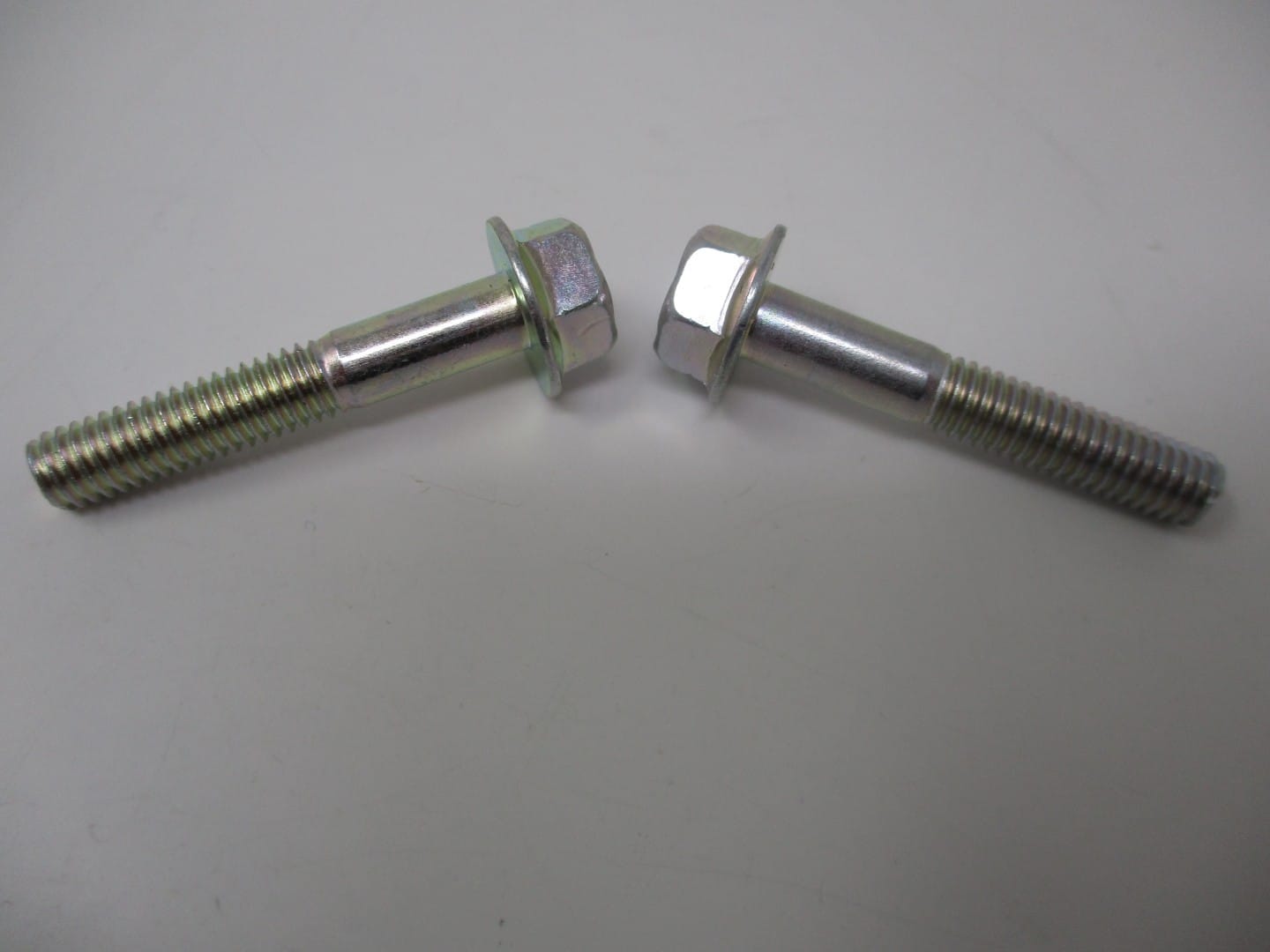 2 Genuine Kawasaki 92150-2145 Valve Cover Flanged Bolts FE250D FE290D FE350D FE400