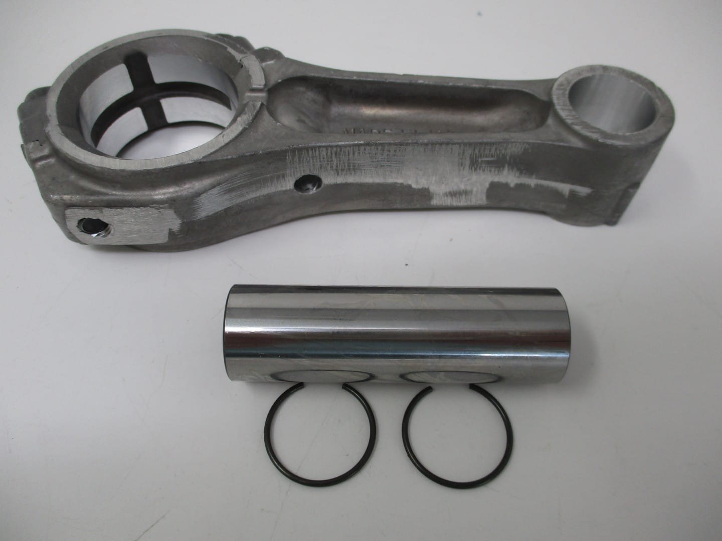 Genuine Kawasaki 13251-2077 Connecting Rod STD. FE290D Pin 13002-2069 Snap Rings