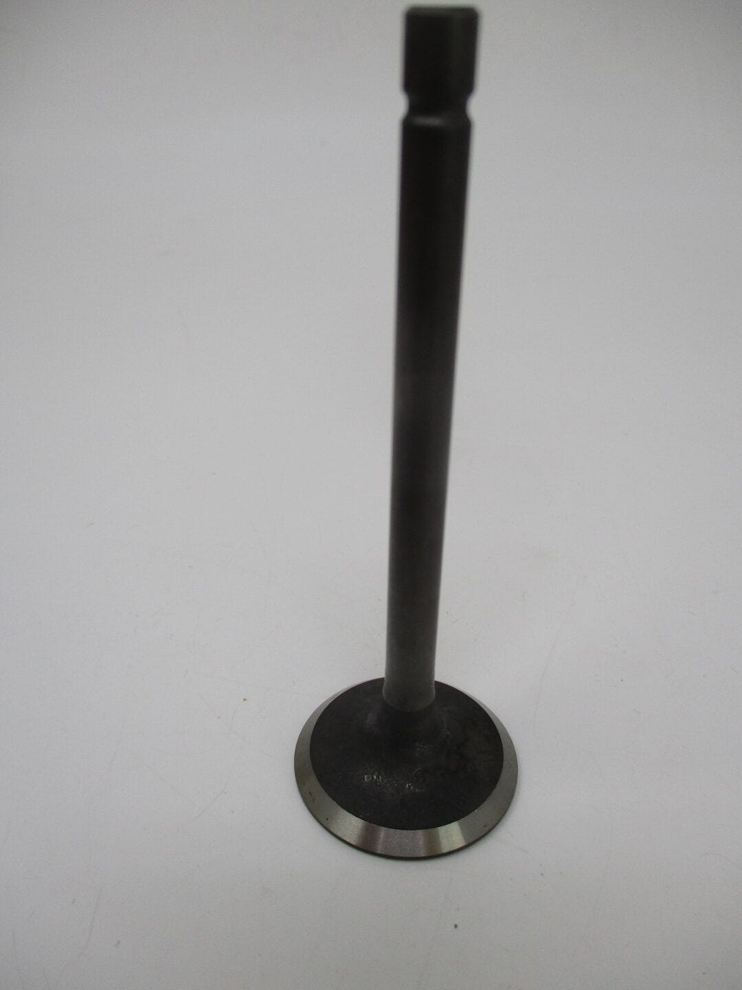 Genuine Briggs & Stratton 820403 Daihatsu DM950D Intake Valve Diesel - Image 3