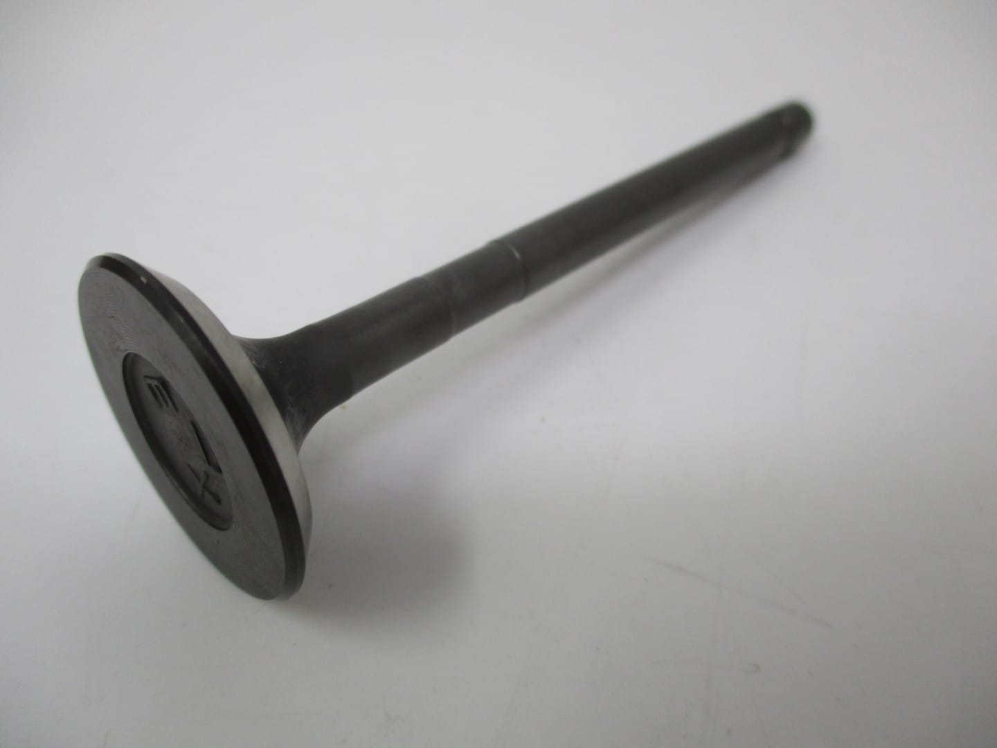 Genuine Briggs & Stratton 820404 Daihatsu DM950D Exhaust Valve Diesel