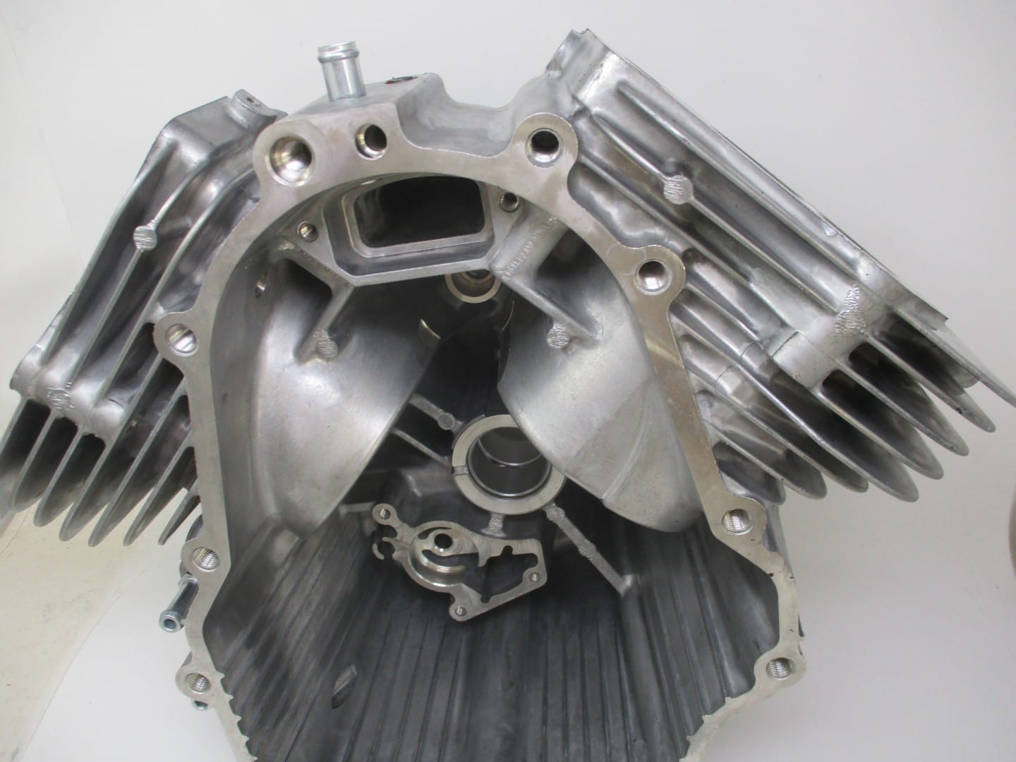 Genuine Kawasaki 49120-0914 Crankcase FXT00V 49120-0907 1000 - Image 4