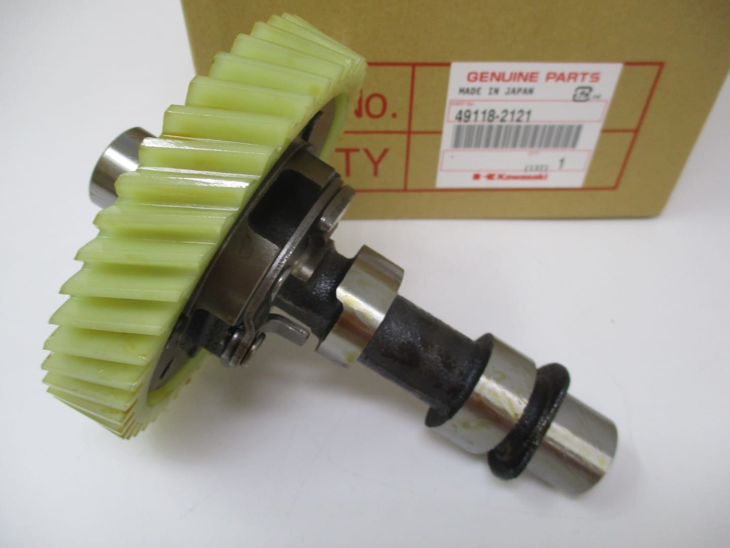 Genuine Kawasaki 49118-2121 FE290D Camshaft 49118-2072 - Image 3