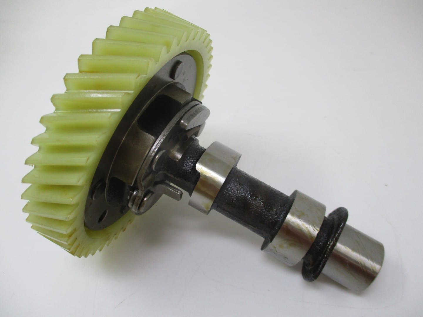 Genuine Kawasaki 49118-2121 FE290D Camshaft 49118-2072