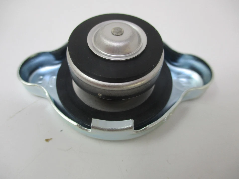 Genuine Briggs & Stratton Daihatsu 820258 Radiator Cap DM950D DM850D DM950DT - Image 4