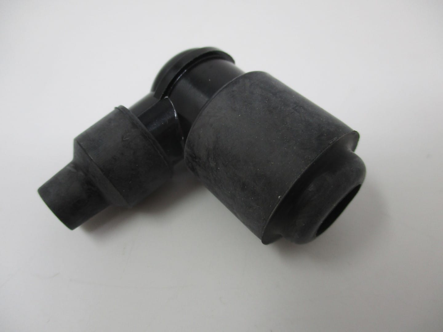 Genuine Kawasaki 21130-2060 Spark Plug Cap FB460V FC150V FC290V FC420V FD501V