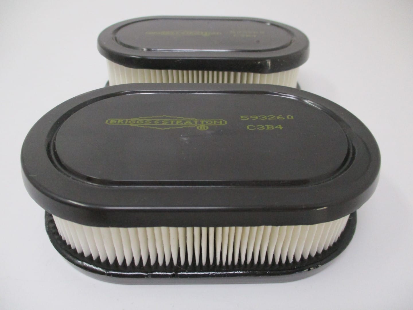 2 Genuine Briggs & Stratton 593260 Air Filter 593260 798452 550e-550EX