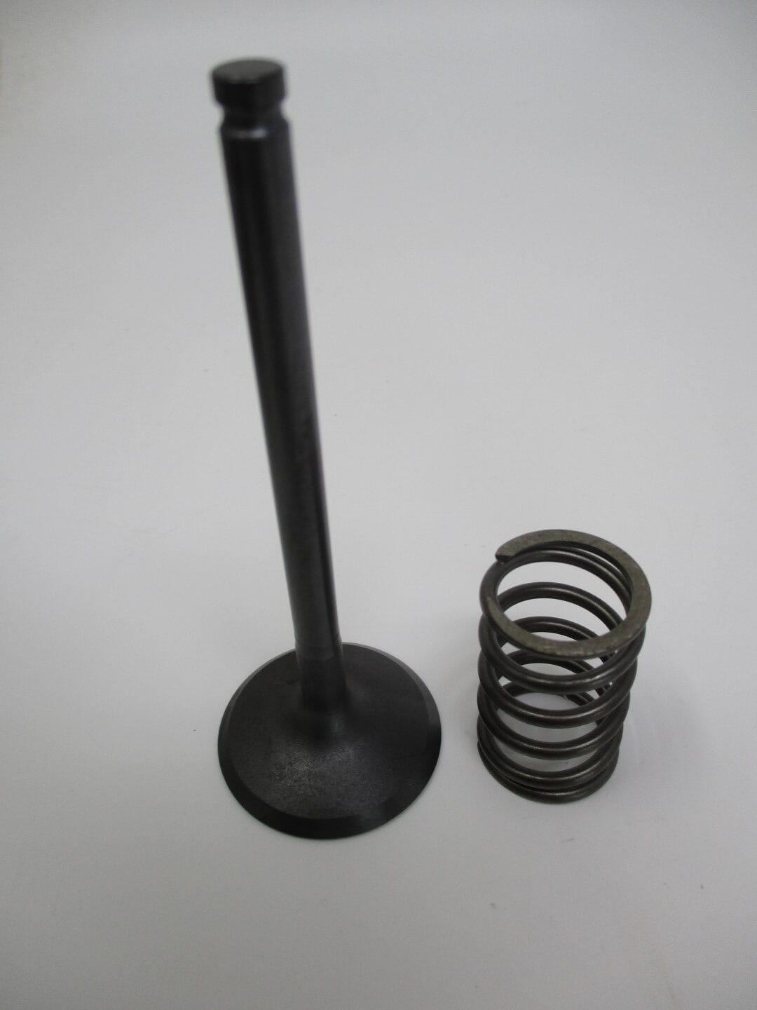 Genuine Kawasaki 12004-0733  Intake Valve Spring 49078-7002 FR651V FR691V FX730V