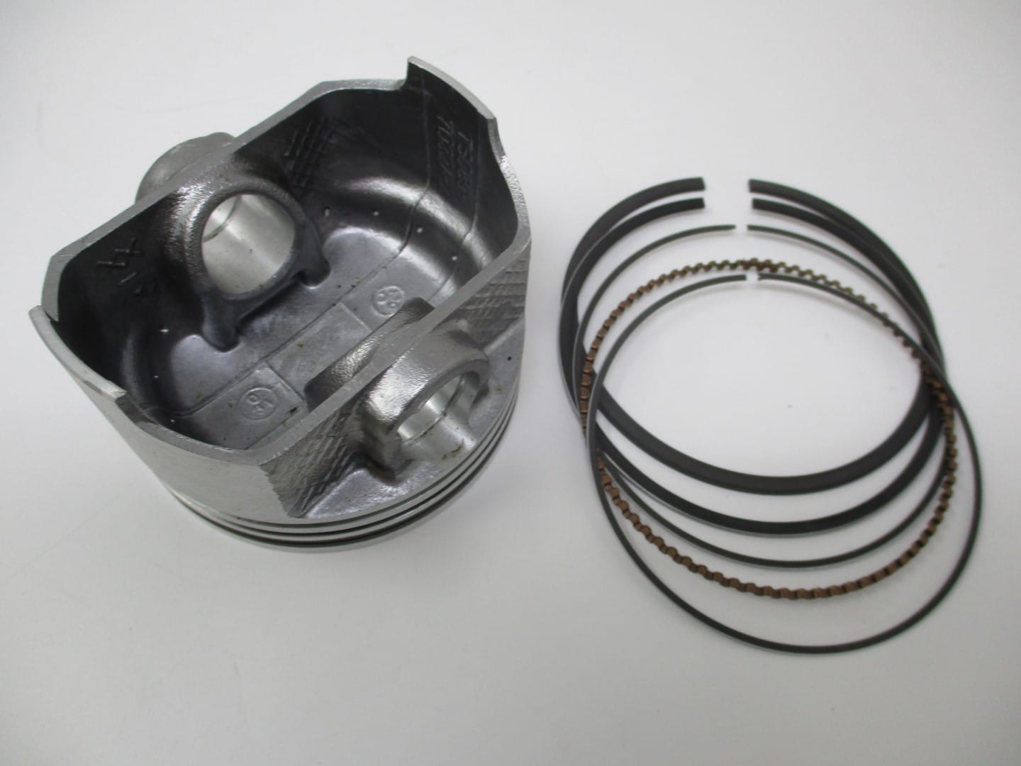 Genuine Kawasaki 13029-0044 Piston & Rings 13025-0019 Oversize 0.5 OS FXT00V