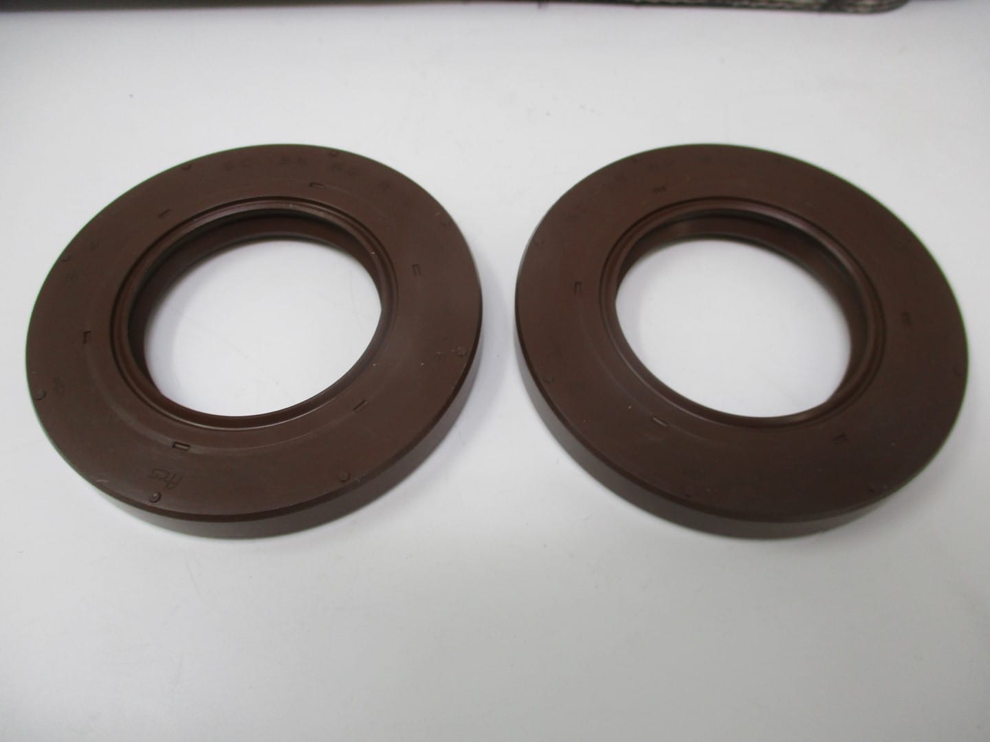 2 Genuine Kawasaki 92049-7015 Crankcase Oil Seal FH381V FH430V FH480V