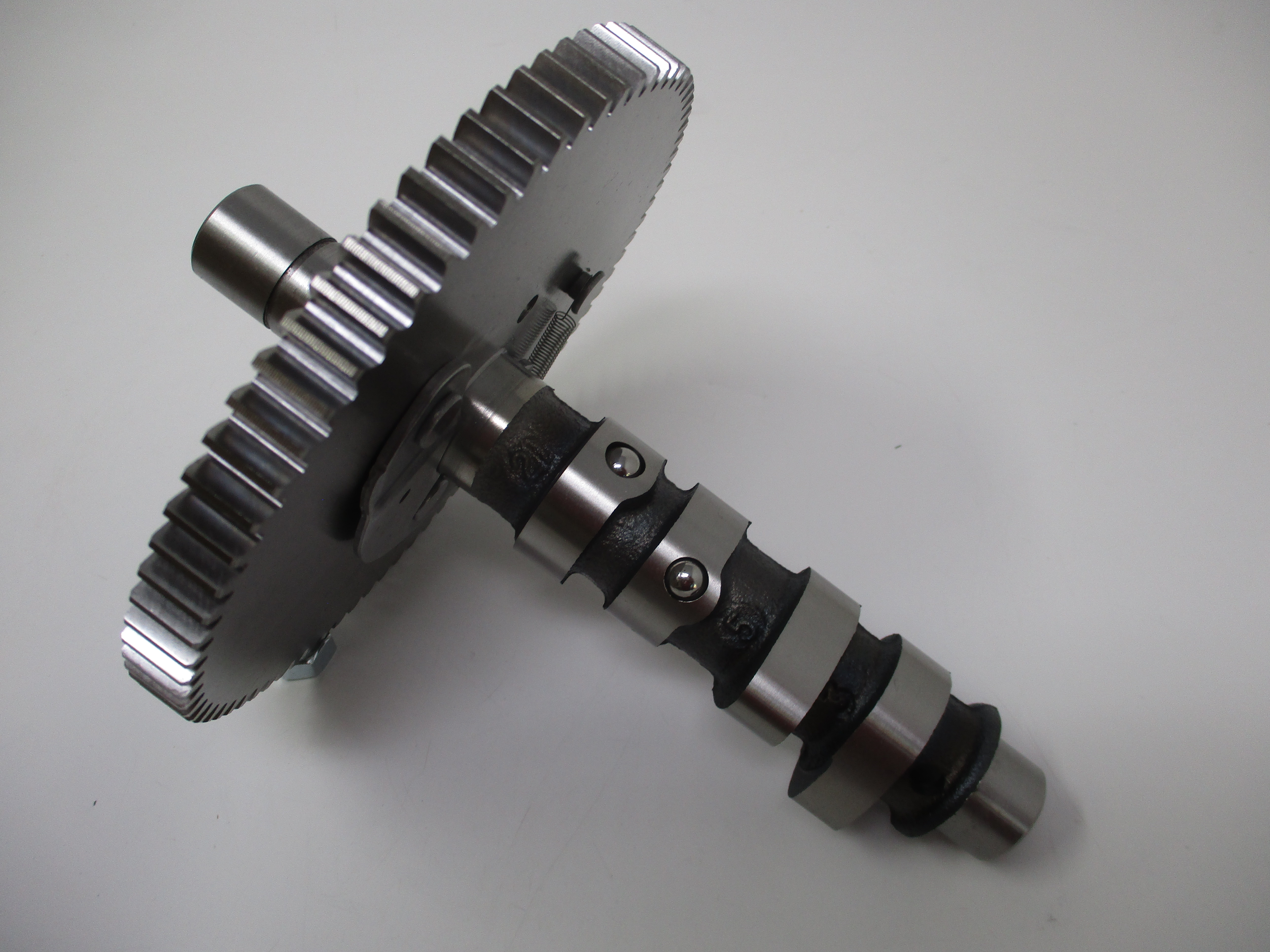 Genuine Kawasaki 49118-0998 49118-7021 Camshaft for FX751V