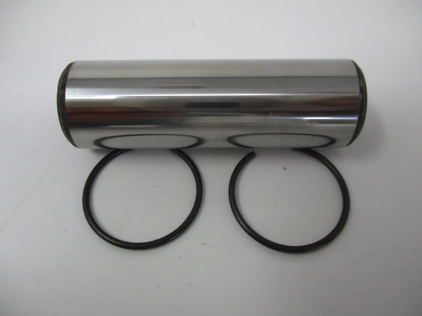 Genuine Kawasaki Piston Pin 13002-7001 Snap-Rings 92033-0780