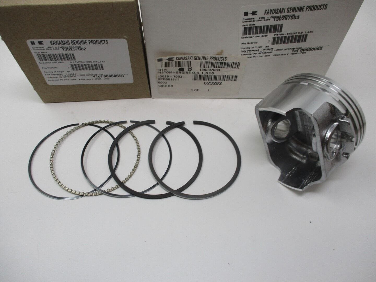 Genuine Kawasaki 13029-7003 13025-7002 Piston & Rings .050