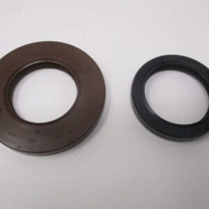 Genuine Kawasaki 92049-7025 & 92049-7024 Crankcase Oil Seals FX921V FXT00V