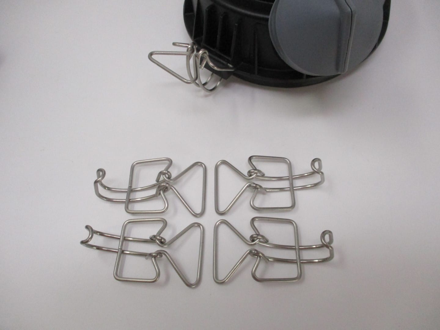 4 Genuine Kawasaki 92171-7009 Air Filter Clamp Clip Canister